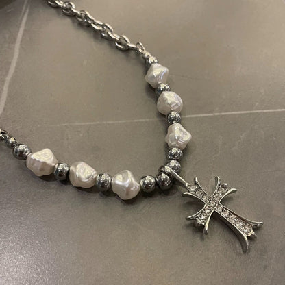 Cross Kette mit Perlen & Strass