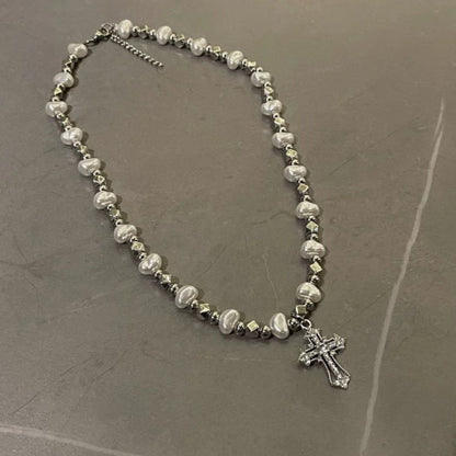 Cross Kette mit Perlen & Strass