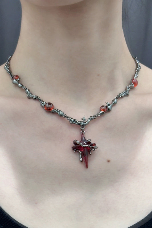 Rote Stern-Kette