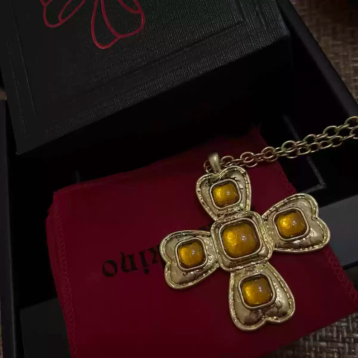 AHS Kreuzkette Gold
