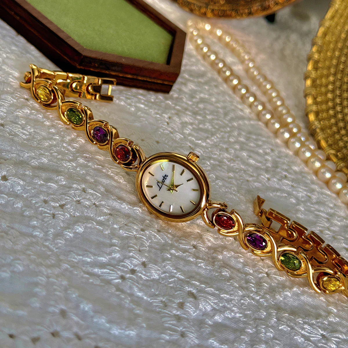Crystal Watch